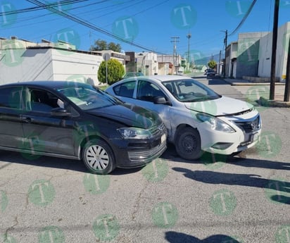 Cafre ignora señalamiento y provoca fuerte choque en la Guadalupe