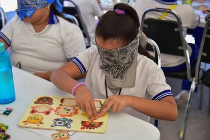 Piden un psicólogo por escuela