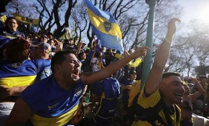 Aficionados de Boca Juniors fueron engañados y gritaron un gol que no era