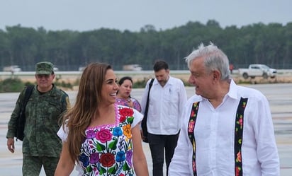 AMLO y Mara Lezama supervisan construcción del Aeropuerto Internacional de Tulum y el Tren Maya