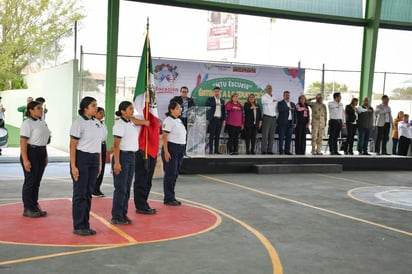 Rinde honores a la bandera en el Conalep Piedras Negras