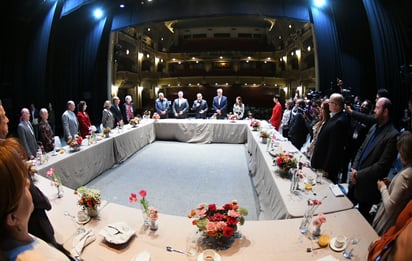 Toma MARS protesta al nuevo patronato del Teatro Isauro Martínez 