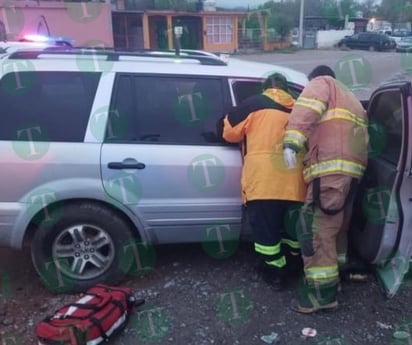 Cafre intenta ganarle el paso a tren en Castaños