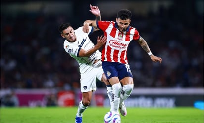 Alexis Vega vuelve a jugar con Chivas, entró de cambio ante Pumas