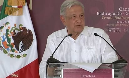 En Badiraguato, cuna de “El Chapo”, AMLO afirma que la felicidad no se alcanza con dinero ni con fama