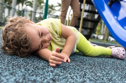 Los niños con lesiones cerebrales traumáticas tienen más riesgo de epilepsia durante años