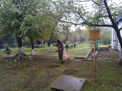 Municipio apoya a Altos Hornos con limpieza y vigilancia