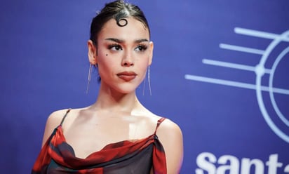 Danna Paola deslumbra con las tendencias más sexys del otoño: Danna Paola lució espectacular en Sevilla, poniendo el ejemplo para llevar las tendencias más hot de la temporada