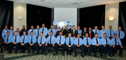 Reconocen al departamento de bomberos de Eagle Pass 