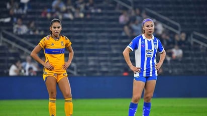 Tigres desaprovecha oportunidad ante Rayadas y empatan sin goles