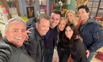 Elenco de 'Friends' rendirá homenaje a Matthew Perry durante la entrega de los Emmy