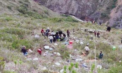 Accidente de un autobús interprovincial en Perú deja al menos 20 muertos y 6 heridos