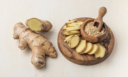 ¿Para qué sirve tomar agua de jengibre en las mañanas?