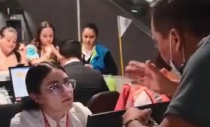 'Si usted fuera importante le ayudaría': agente de Avianca rechaza atender a un cliente y se hace viral