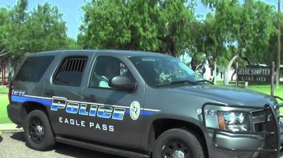 Hombre se suicida de un balazo en la cabeza en Eagle Pass