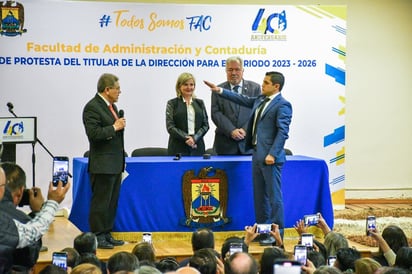 Toma protesta Tadeo Vargas como director de la facultad de contaduría 