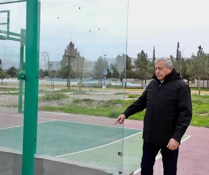 Chema Fraustro supervisa las obras en el Biblioparque Norte