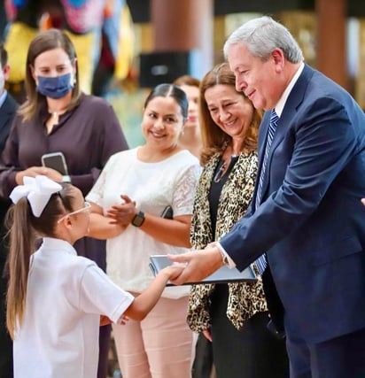 Chema encabeza las Brigadas de salud infantil a las escuelas