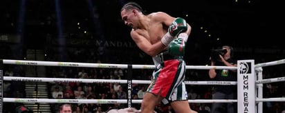 David Benavidez arrolla a Demetrius Andrade y clama por Canelo