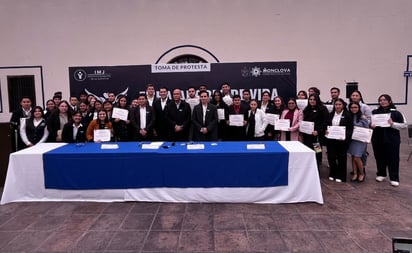 Jóvenes 'Embajadores de Vida' toman protesta en 2da edición del programa