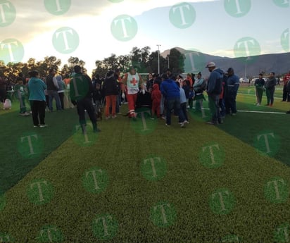 Accidente durante torneo de fútbol deja a dos menores con fracturas