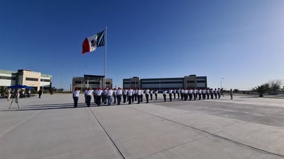 Sedena realiza la entrega de cartillas militares en Piedras Negras