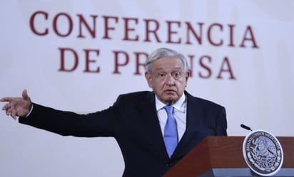 'Con un poco de luz' ningún estadounidense votará por Greg Abbott: AMLO