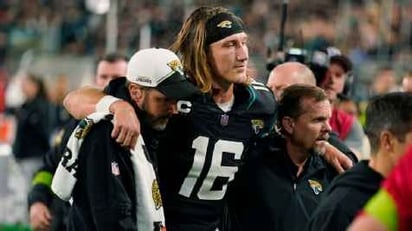 Jaguars pierden por lesión a Trevor Lawrence en el 'MNF'