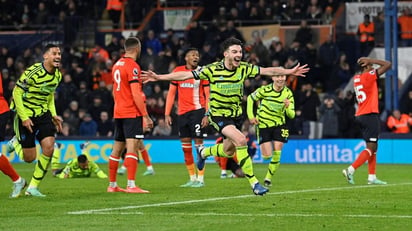 ¡Más líder que nunca! Con agónica remontada, Arsenal venció al Luton