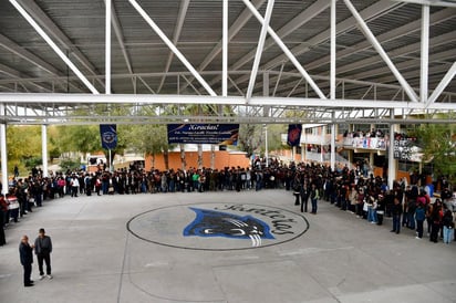 Escuelas de Piedras Negras se refuerzan con infraestructura