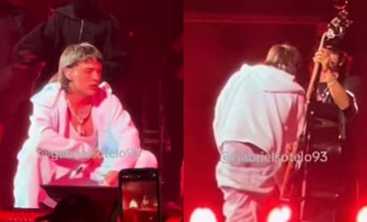 Peso Pluma casi se queda sin pantalones en pleno concierto