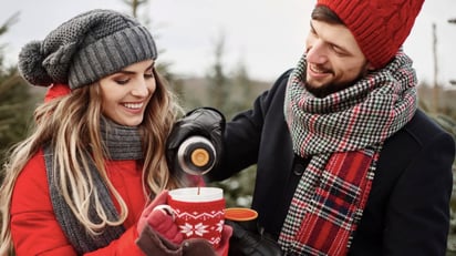 Los mejores conjuntos en pareja para crear hermosos recuerdos navideños: No te pierdas estas ideas de atuendos navideños que podrás coordinar con tu pareja