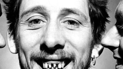 Irlanda despidió con honores a Shane MacGowan, el poeta de los bares y fondas