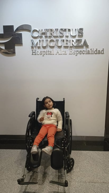 Ana Victoria pequeña que enfrenta cáncer en tallo cerebral, invita a recolección de tapitas