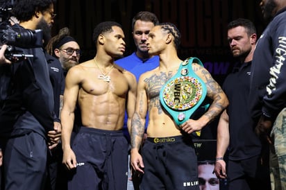 Devin Haney y Regis Prograis vencen a la báscula en la ceremonia de pesaje