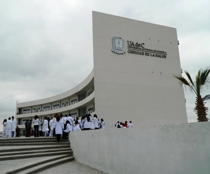 UAdeC convoca a examen de admisión