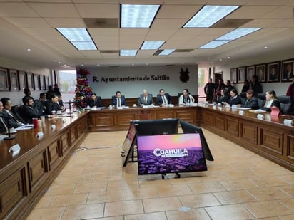 Presenta Chema informe al Cabildo