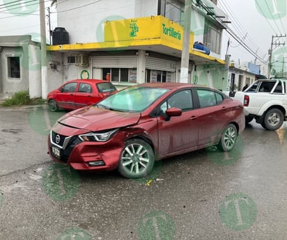 Fuerte choque deja a mujer y niño lesionado en el sector el Pueblo