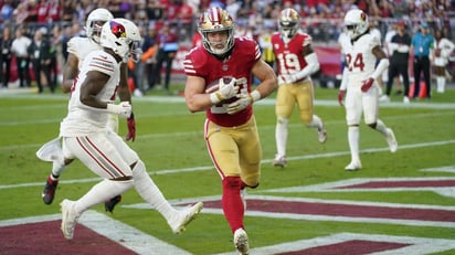 49ers 'despluman' a Cardinals y se apuntan otra victoria de la mano del binomio Purdy-McCaffrey