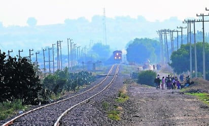 EU suspende el trámite de trenes en dos pasos fronterizos ante mayor flujo migratorio