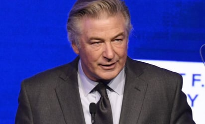 Alec Baldwin pierde el control en una manifestación propalestina y es protegido por la policía