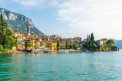 El lago de Como se desborda mientras una violenta tormenta azota el norte de Italia