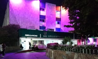 Trasladan a hombre a IMSS en Sinaloa tras explotarle pirotecnia en la mano