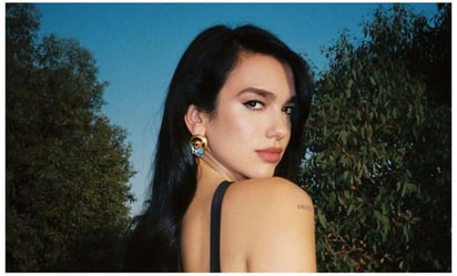 3 looks ganadores de Dua Lipa que puedes imitar