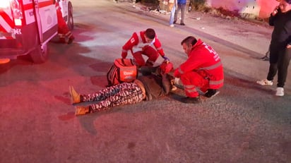 Motociclista resulta herido tras imprudencia vial