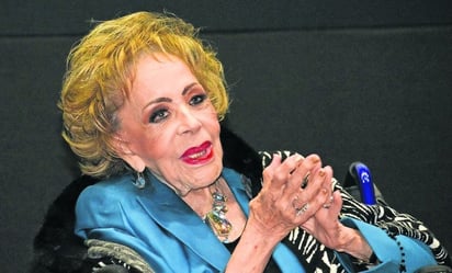 ¿Cuáles son los síntomas de la influenza, enfermedad por la que Silvia Pinal fue hospitalizada?