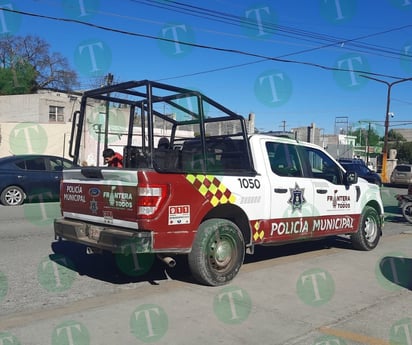 Tipo amaga en farmacia para robar solo unas pastillas