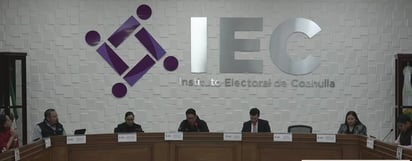 Sanciona IEC excandidata opaca