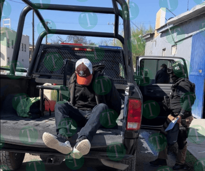 Dos individuos fueron detenidos por fumar 'cristal' en la colonia 21 de Marzo