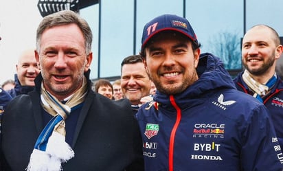 Horner revela que algunos pilotos se ofrecieron a correr gratis en el lugar de Checo Pérez